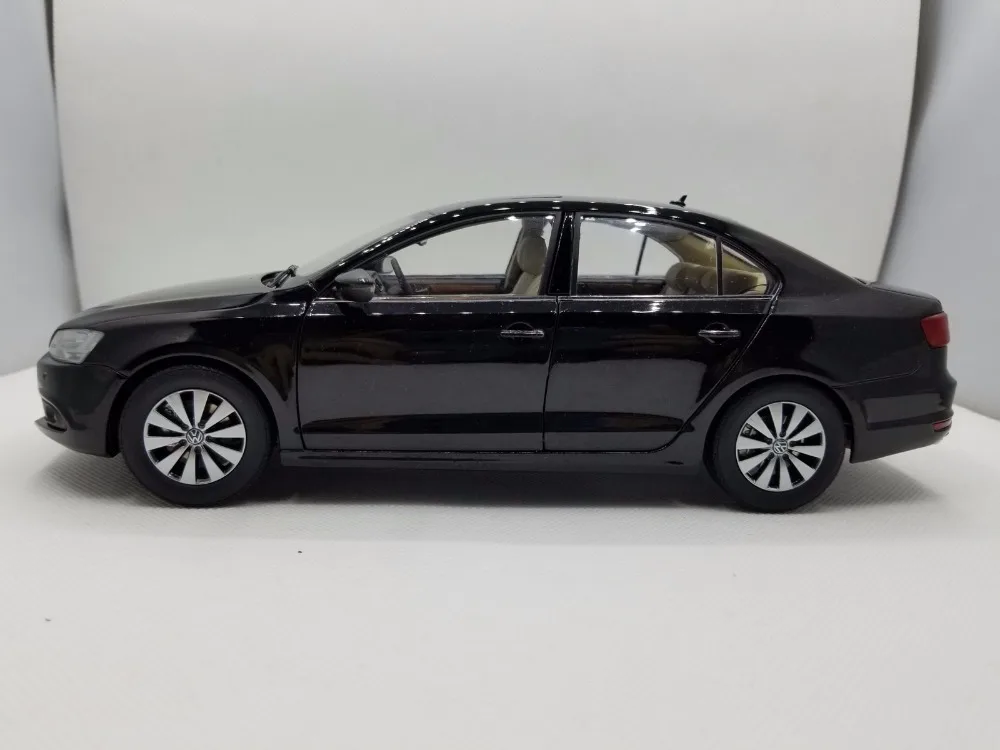 1:18 литая под давлением модель для Volkswagen VW Sagitar 2012 ЕВРО Jetta MK6 игрушечный автомобиль из черного сплава миниатюрная Коллекция подарков