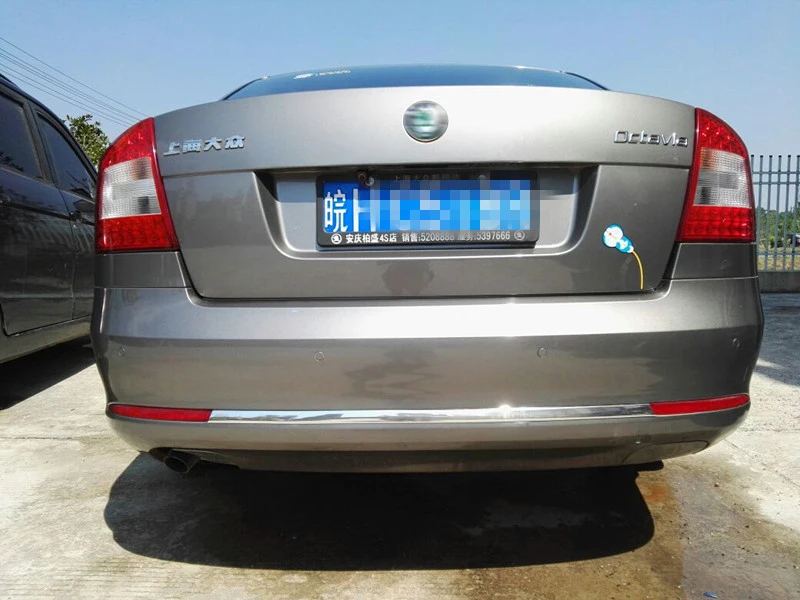 Лента для украшения автомобиля декоративная хромированная Серебристая полоска