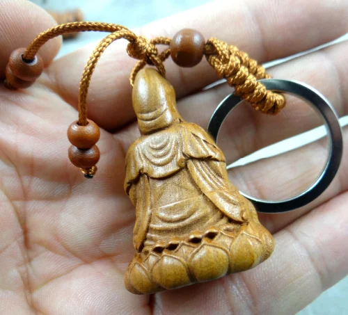 

Natural mahogany three-dimensional engraving Guanyin barrel keychain Buddha key ring jewelry gift for men and women 1pc
