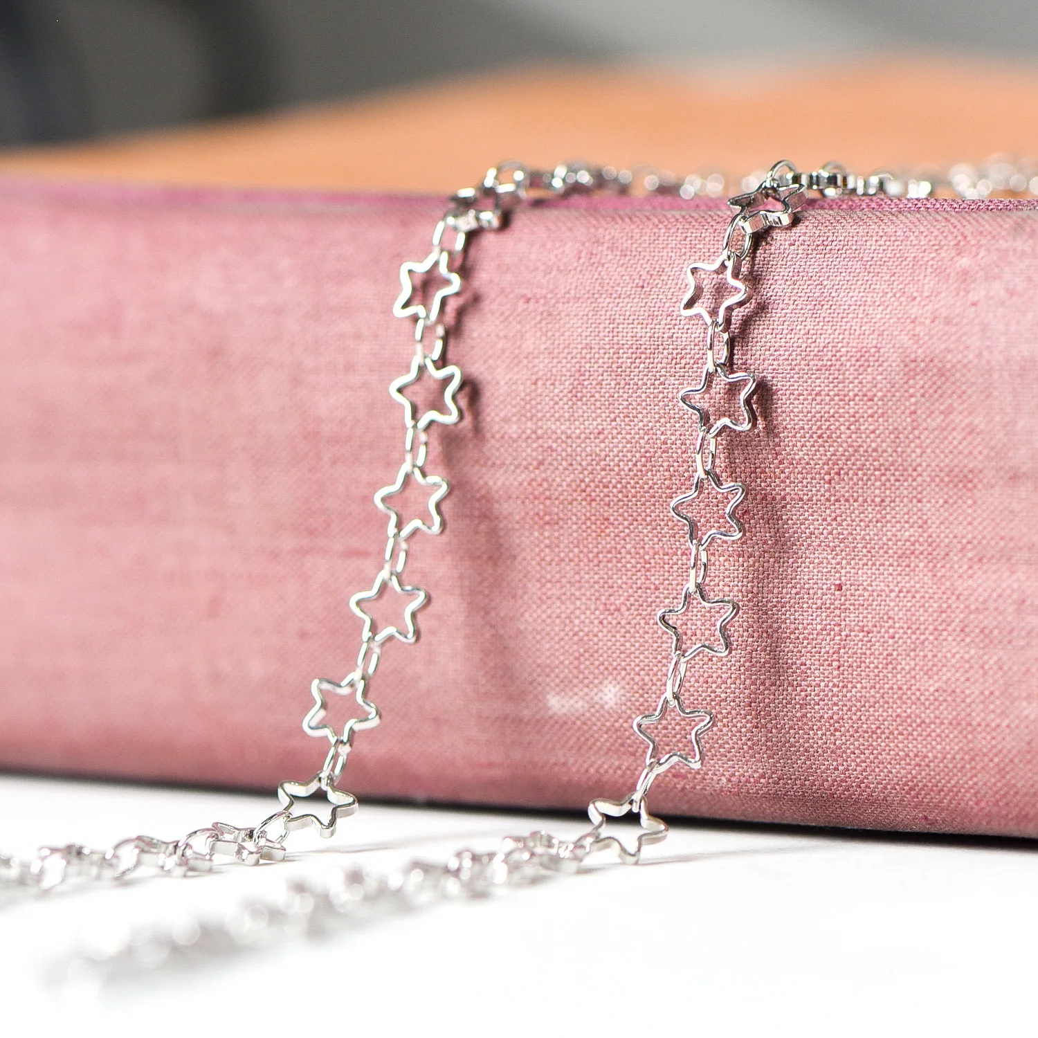 

Silver Tone Star Chain 5mm, Rhodium Plated on Brass, Star Link Chains Wholesale (#LK-210-2)/ 1 Meter=3.3ft