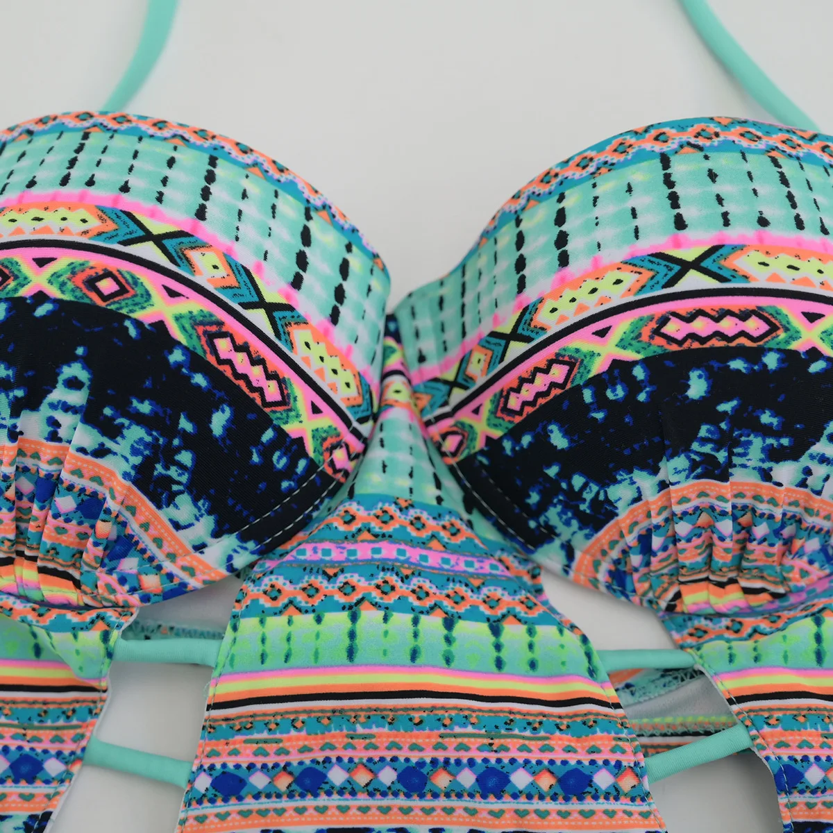 Купальники 2019 бикини в европейском и американском стиле новый твердый женский