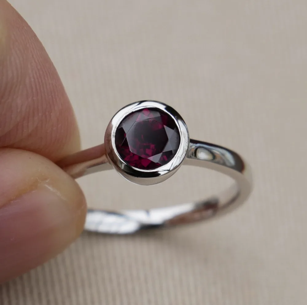 Wellmade Твердые 925 пробы серебро и уникальный естественного фиолетового цвета