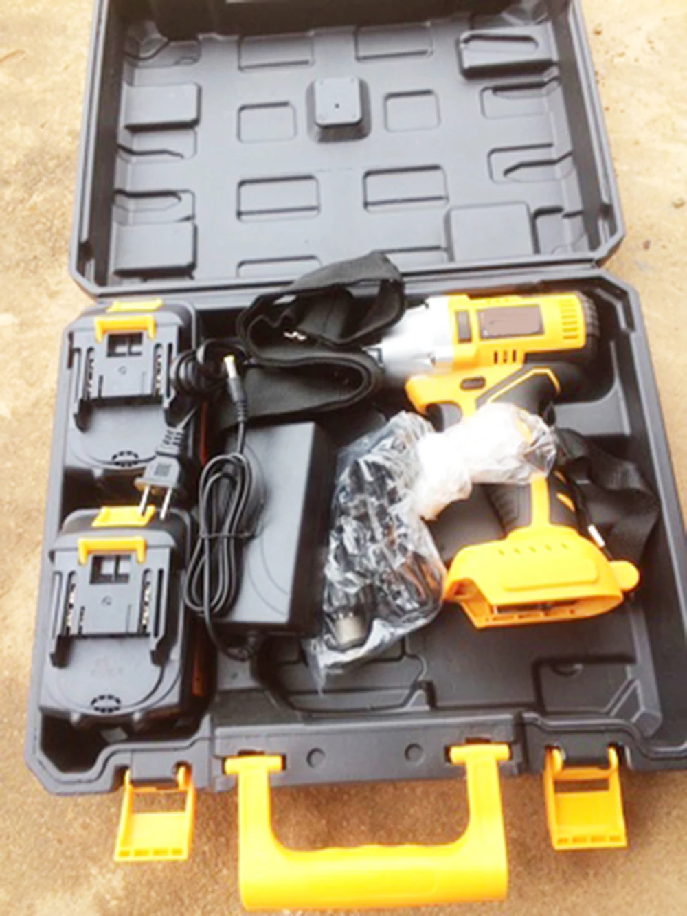 Бесщеточный Электрический ударный гайковерт литий ионный 2 батареи 450 нм