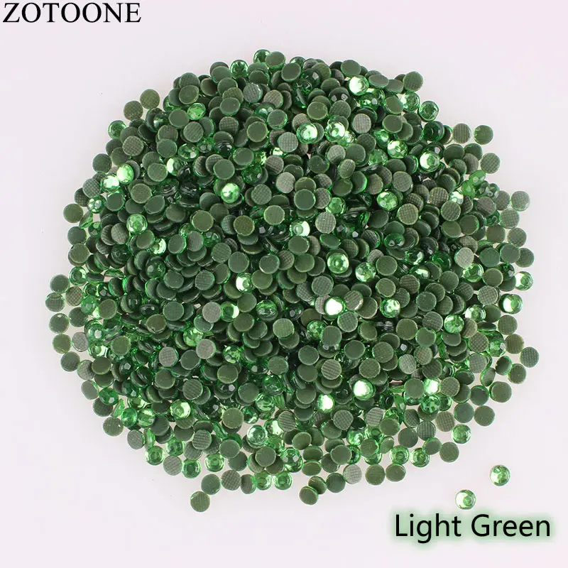 Light green ZOTOONE 2-3 мм стразы разных размеров, блестящие стразы с плоской задней поверхностью, стразы для горячей фиксации, SS6-SS12, 1440 шт./лот, для одежды, для украшения ногтей своими руками - Цвет: Light green