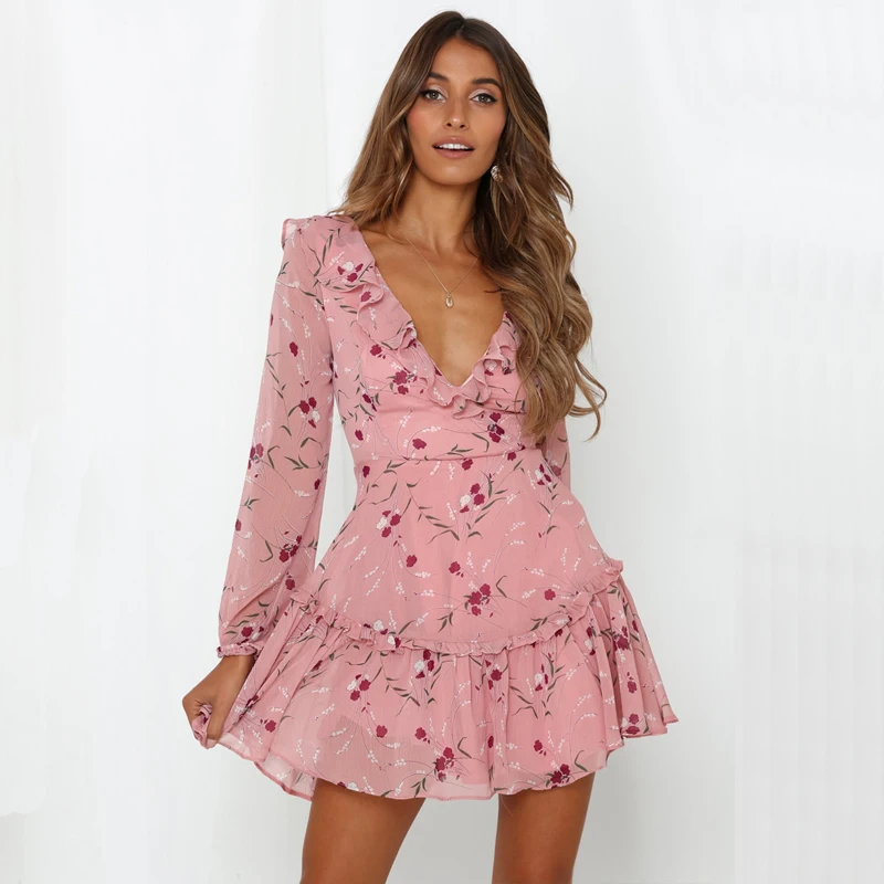 Сексуальное платье с оборками на спине и глубоким v-образным вырезом женское