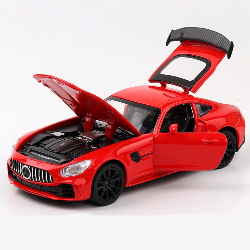 Red GT 1:32 Scale Alloy Sport Car Model Hot AMG GT GTR Diecast Vehicle Wheels Toys Educational Sound Light Racing Auto Car Toy For Kids - Цвет: Red GT
