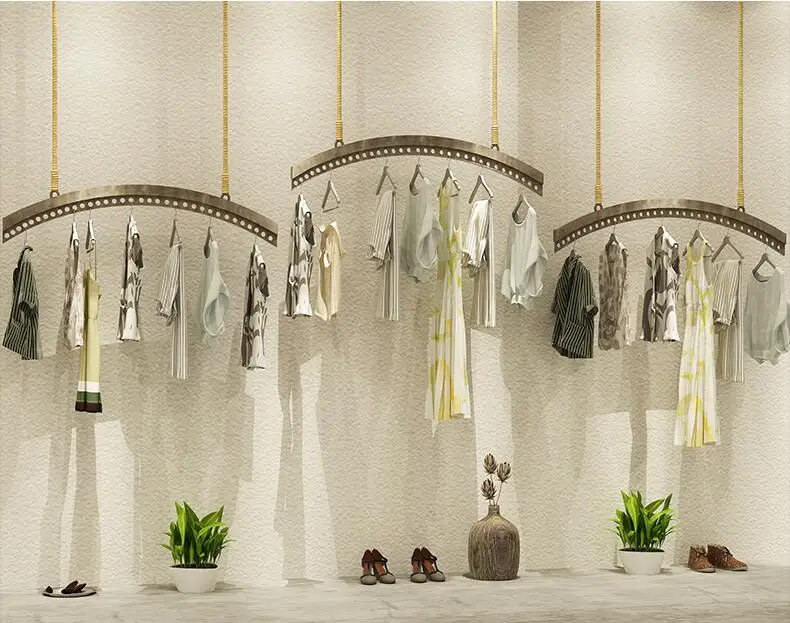 Вешалка для украшения женского магазина одежды простая потолочная вешалка в