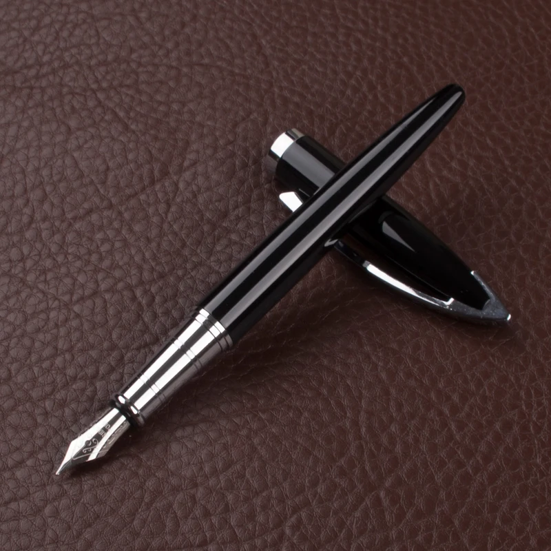 

Luxury Brand Black Metal Fountain Pen 0.5mm Nib Writing Ink Set Gift Pens for Student Office Supplies