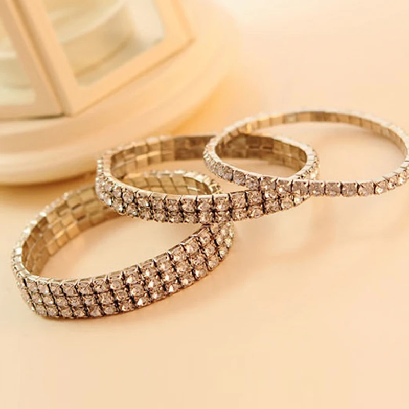 Женский блестящий браслет растягивающийся со стразами свадебные