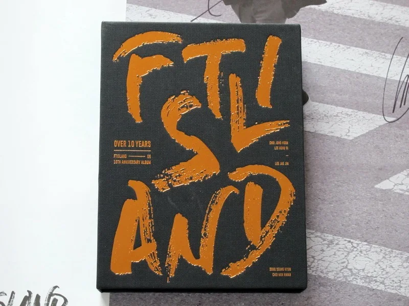 Альбом с автографом FTISLAND FT 10 юбилеев более лет CD + Фотокнига подписанный плакат