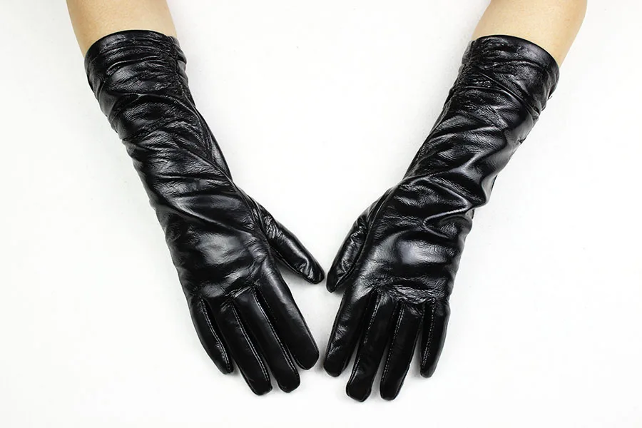 Настоящие новые Guantes длинные кожаные перчатки женские из овчины локоть лакированная бархатная подкладка Теплые щитки для рук
