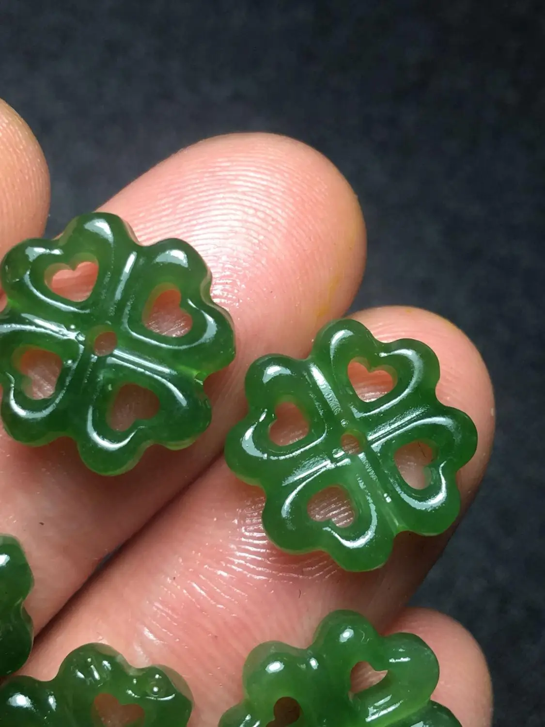 Натуральные и тяньские нефритовые ледяные нижние полые резные маленькие цветы