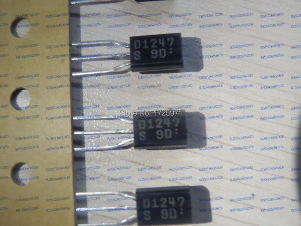 

20 шт./лот 2SD1247 2SD1247-S D1247 TO92L большого тока дальнего света приложения