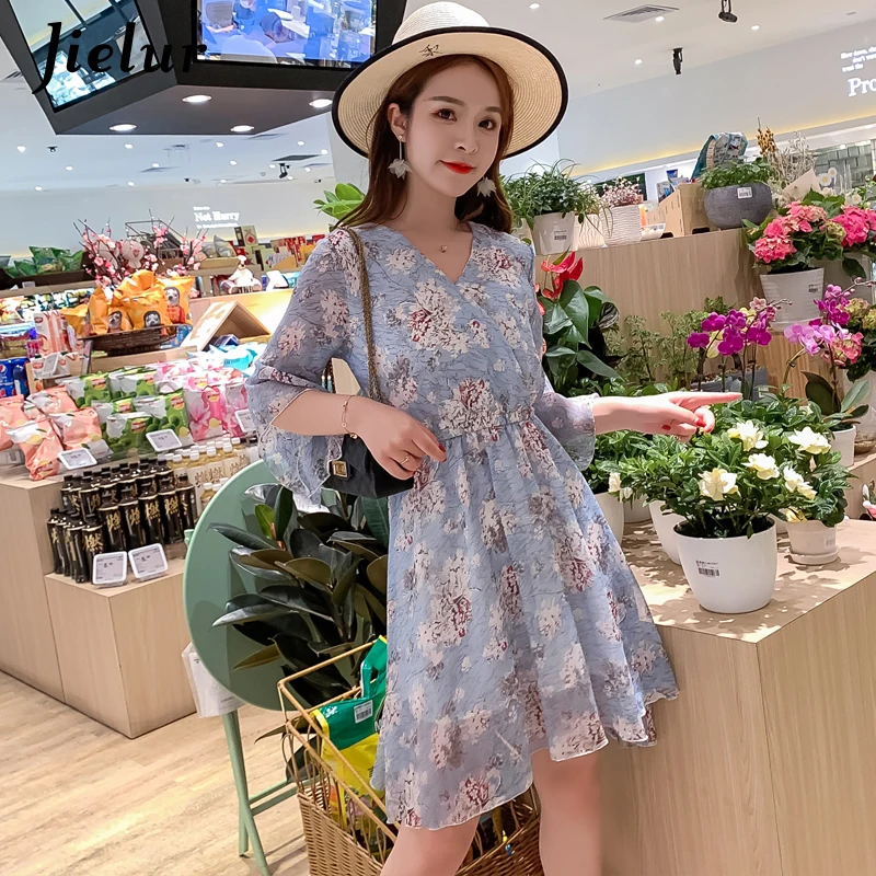 Jielur Elegant V-neck Flare Sleeve Women White Dress Summer Chiffon Ruffles Floral Print A-line Slim Elastic Midi Vestidos | Женская
