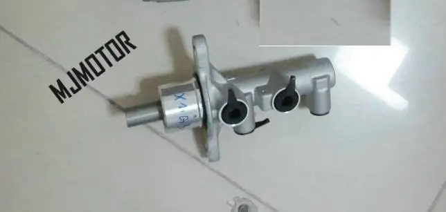 Главный тормозной цилиндр в сборе. Для китайского двигателя SAIC MG3 ROEWE 1.3L 1.5L детали