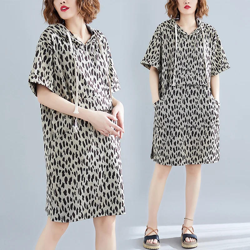 

Apperloth A Summer Korean version of large-size women's dress with loose cap and casual short sleeve T-shirt
