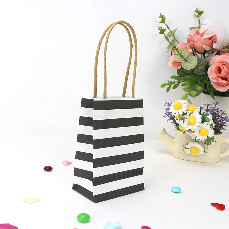 Black Stripes 50 шт. 12x8x5 см Горячие полосы/точки бумажные пакеты с ручками свадебные сувениры и подарки для гостей коробка для конфет и упаковка подарочные пакеты - Цвет: Black Stripes