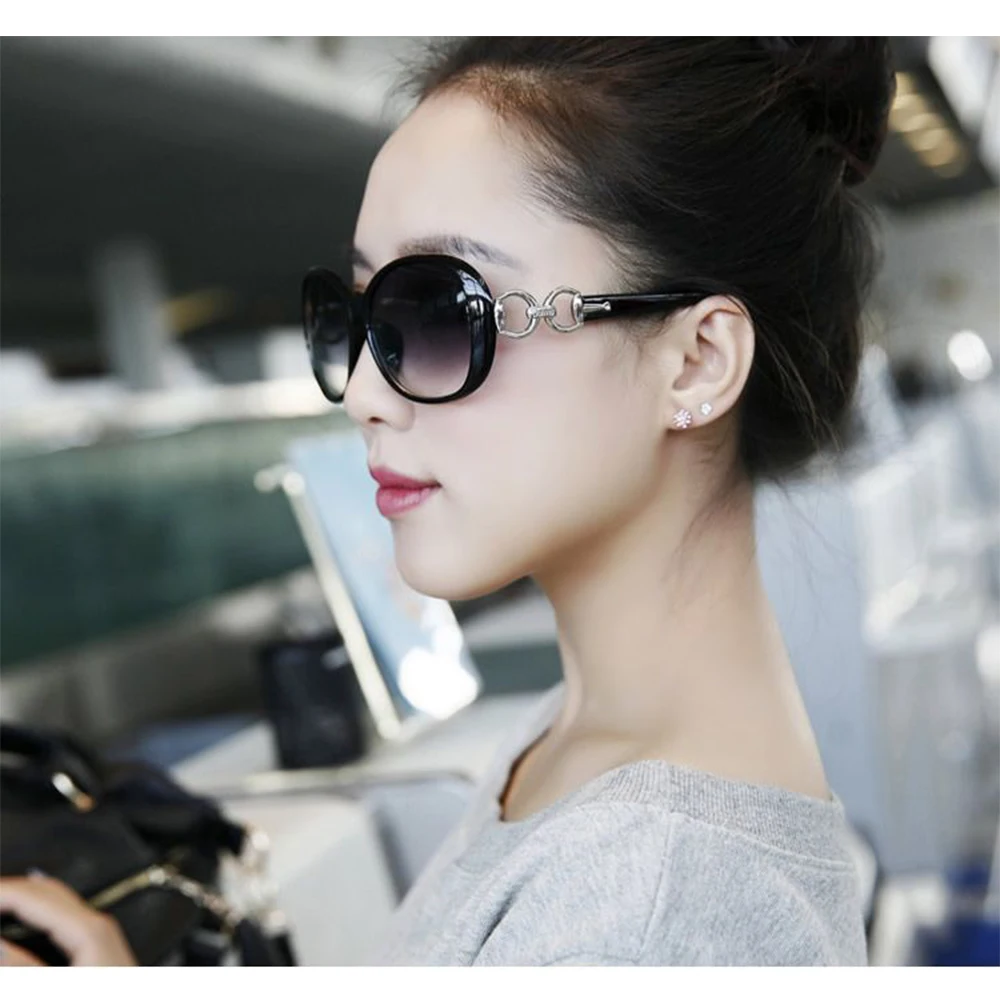 

Luxury Brand Designer women fashion sunglasses Windproof Motorcycle Protective Glasses Eye Wear Driver Sun glasses Oculos de Sol