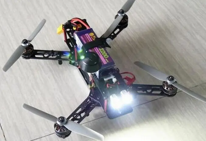 Сверхъяркий светодиодный фонарь 1 5 вт для квадрокоптера мультикоптера QAV250 ZMR250