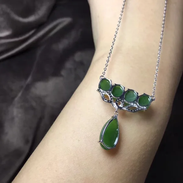 

925 Silver Natural Green HeTian Yu Gem Inlay Dangle Design Lucky Pendant + Chain Necklace + certificate Fine Jewelry