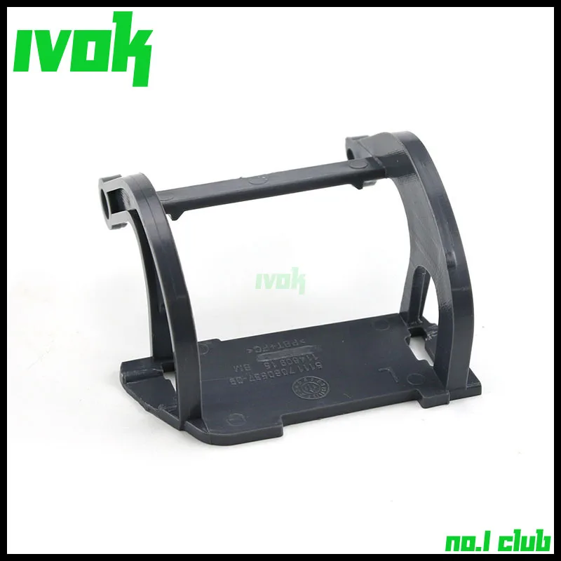Держатели крышек для левых фар BMW E60 E61 525i 528i 530i 550i 2004-2007 51117060585 | Автомобили и