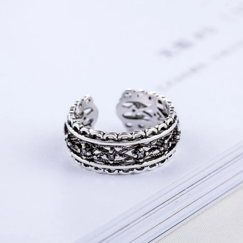 

Sole Memory New Creative Retro Zircon Simple Versa Silver Color Female Resizable Opening Rings SRI293