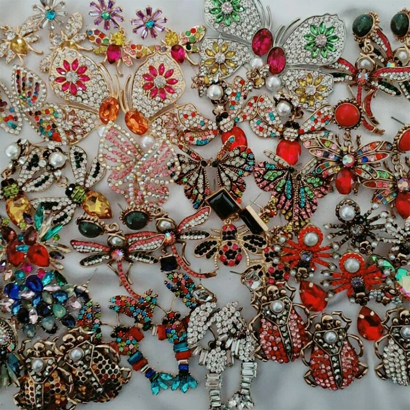 

JURAN Vintage Rhinestone Earring Bee Butterfly Dragonfly Stud Earrings For Women Statement Crystal Jewelry Gift Brincos Hot Sale