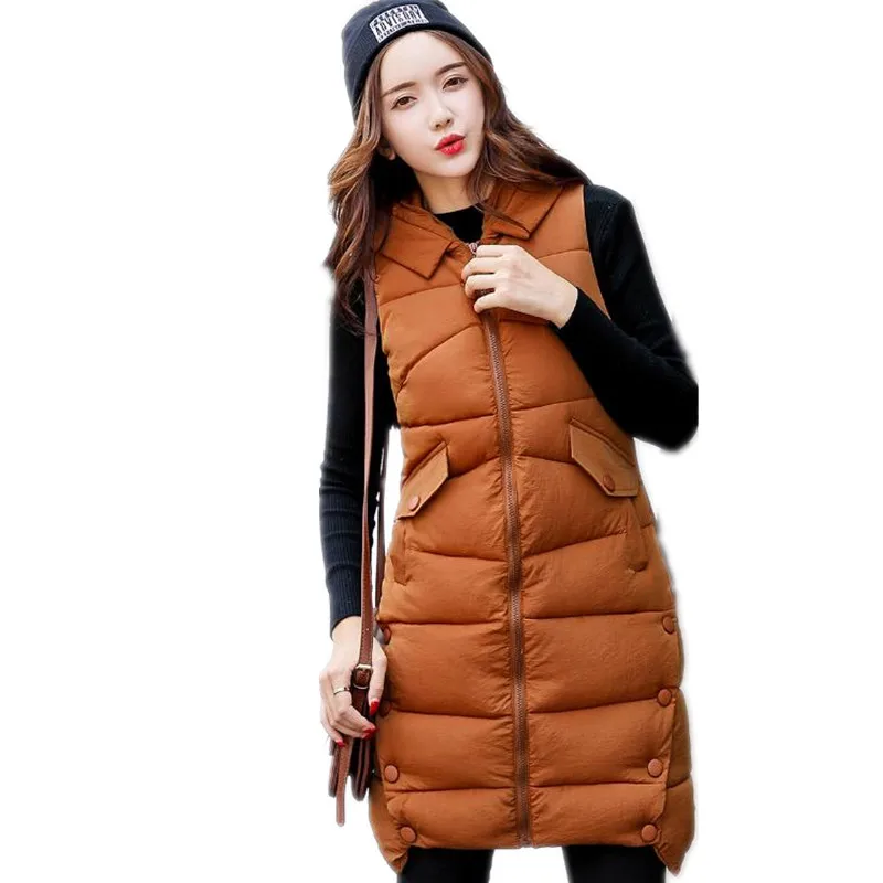 Женский жилет средней длины осенне зимний утепленный из хлопка с капюшоном