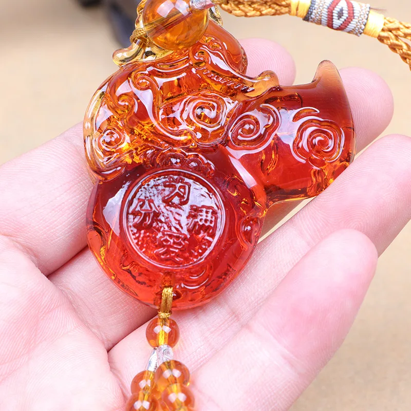 Новый тип страховки мира Висячие части автомобиля кристалл PI xiu gourd автомобильные