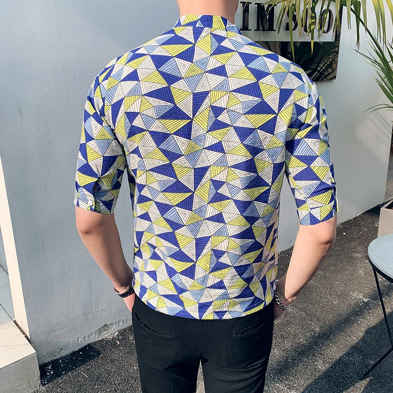 Рубашка мужская с полурукавами и цветочным принтом 2019-P55 | Мужская одежда