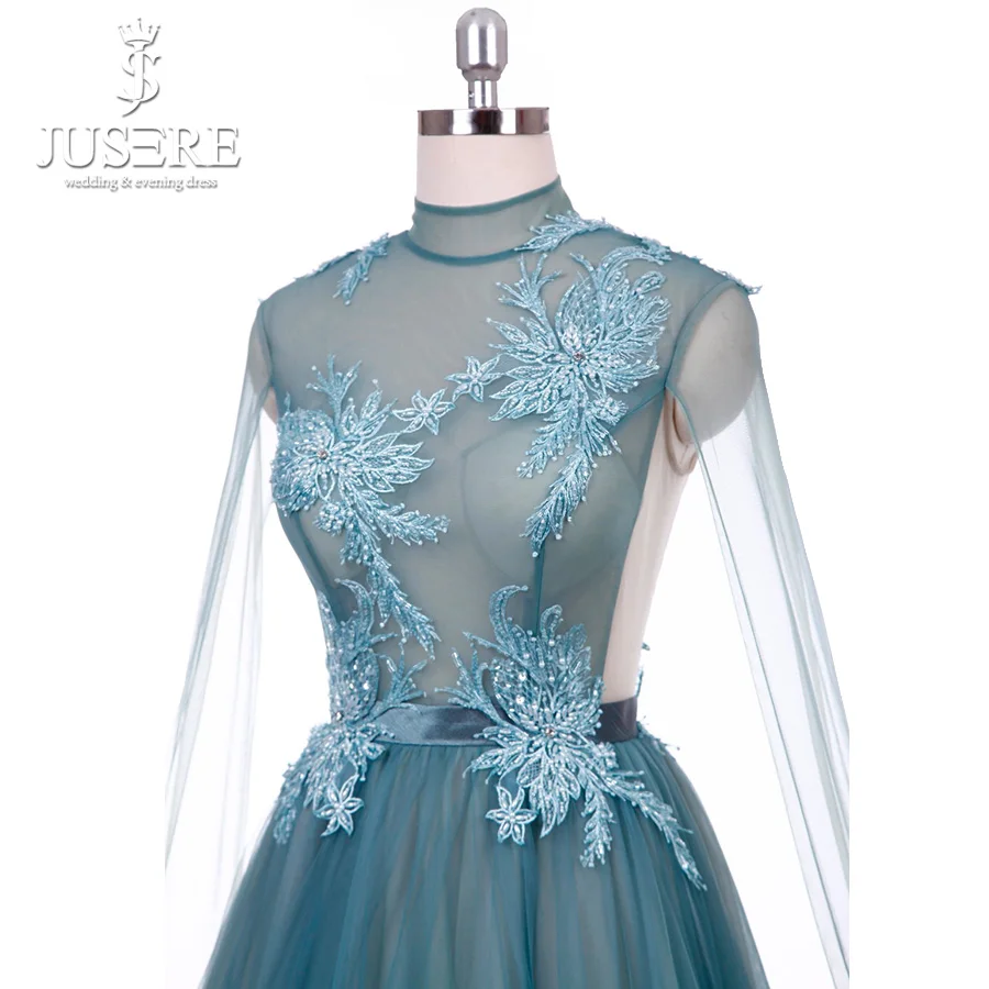 Рисунок 5 - Платье Вечернее Голубое с высоким воротником