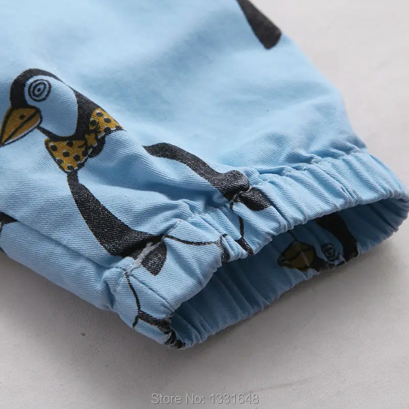 Детская хлопковая куртка с капюшоном мультяшным принтом | Куртки и пальто