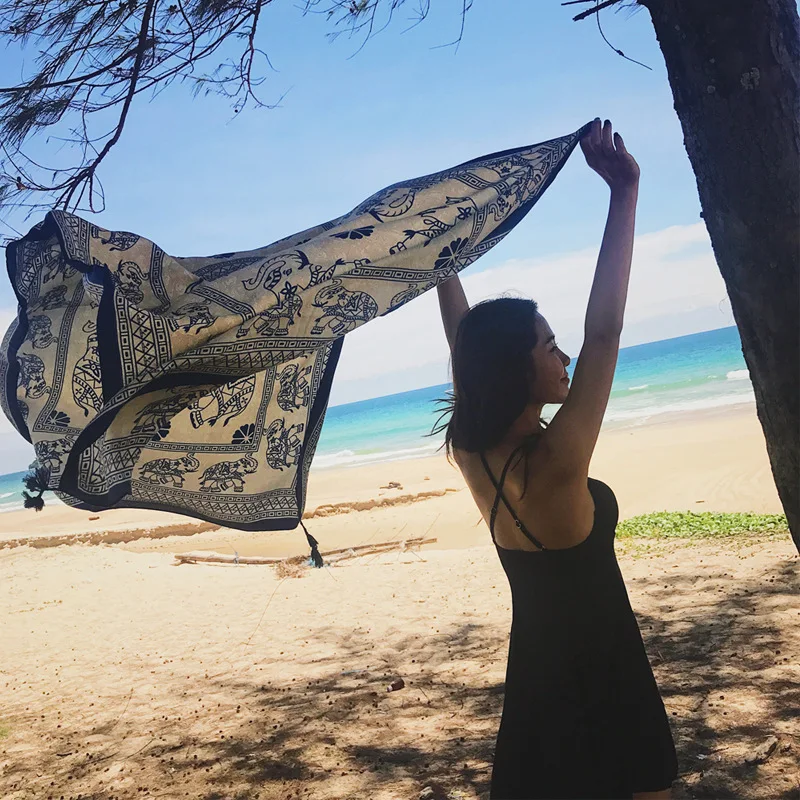 

New Ethnic Wind Scarf Female Tassel Printing Large Shawl Spring and Summer Travel Silk Scarf Seaside Holiday Sunscreen Beach Tow