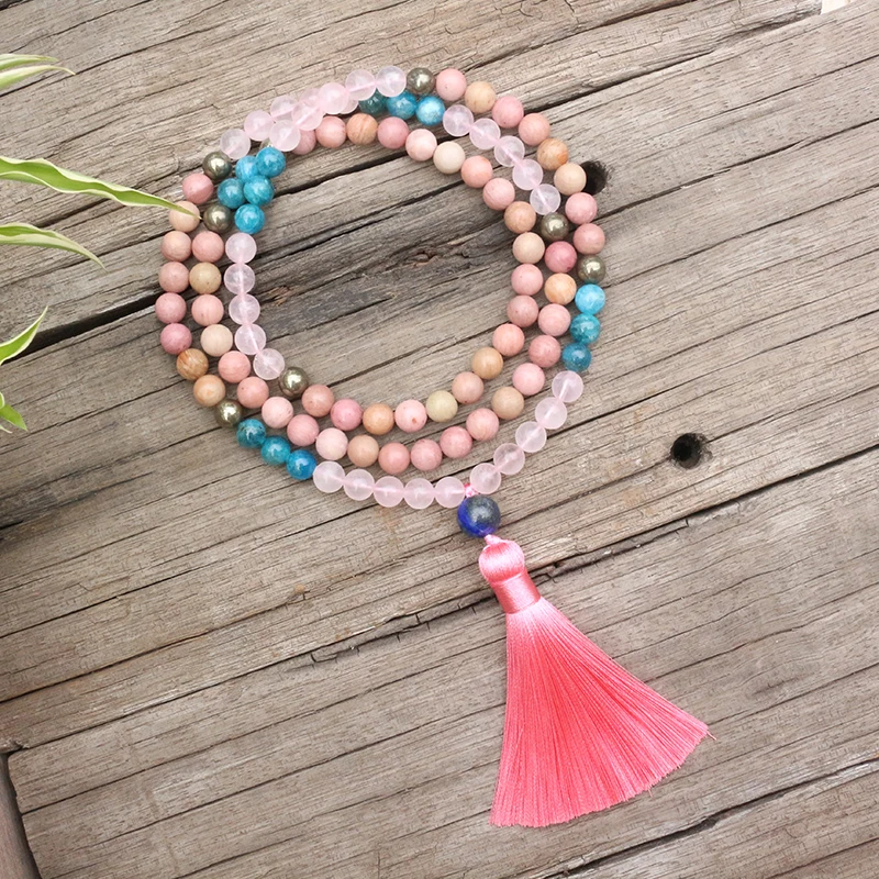 Бусины из натурального камня 8 мм апатит розовый кварц пирит листья