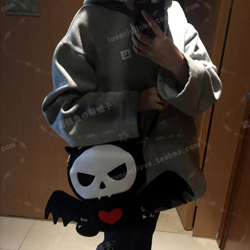 

Cute Stuffed Devil Bag Punk Style Skull Shape Women Handbags Girls Back Pack Lolita Dark Bat Cat Messenger Bag with Wings