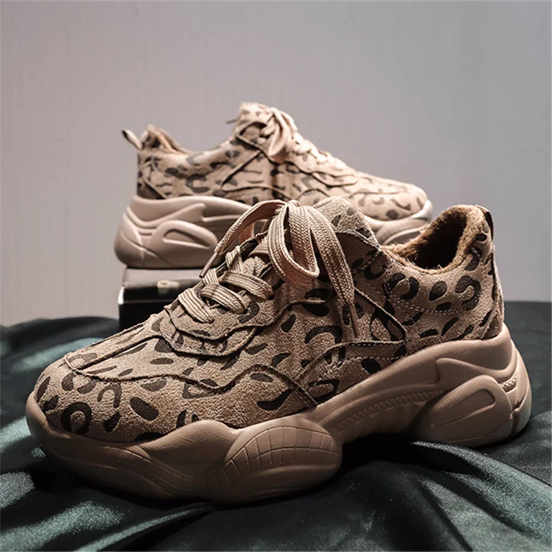 

Модные корейские женские кроссовки, дышащая женская удобная повседневная обувь, Весенняя замшевая женская обувь на платформе, женская обув...