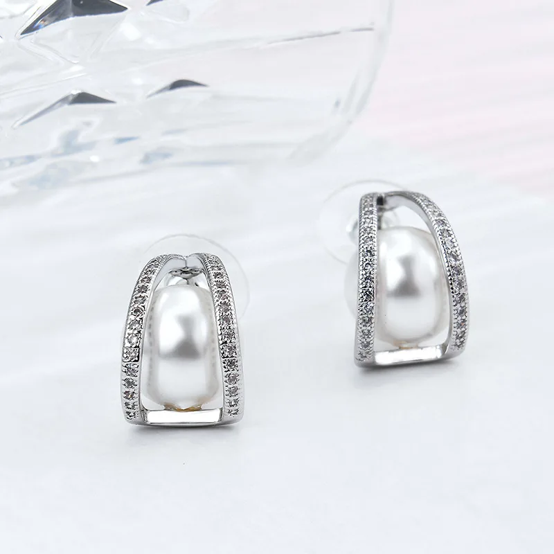 NJ темперамент простой циркон Жемчуг полые Треугольники Серьги гвоздики для