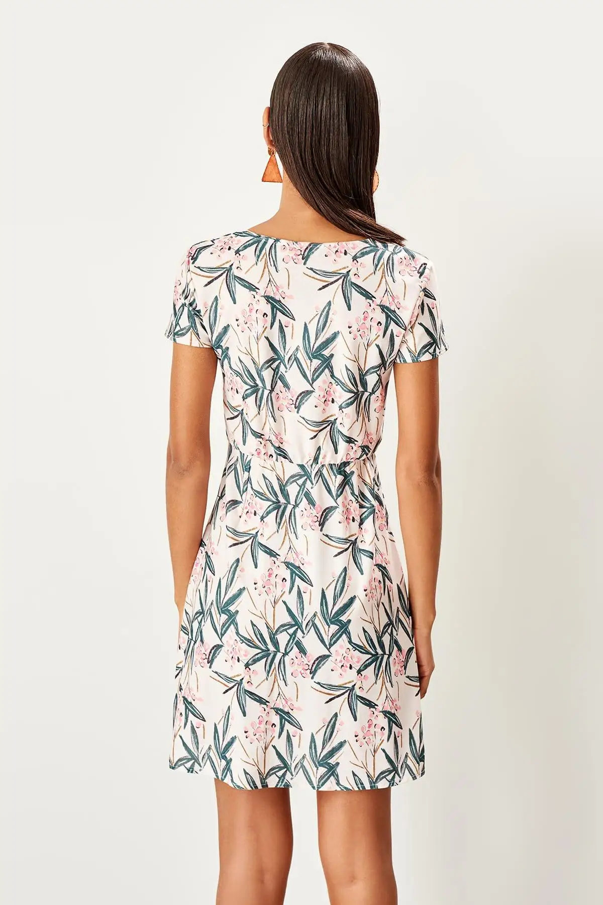 Trendyol порошковый узор с коротким рукавом Трикотажное Платье TWOSS19ST0111|Женские