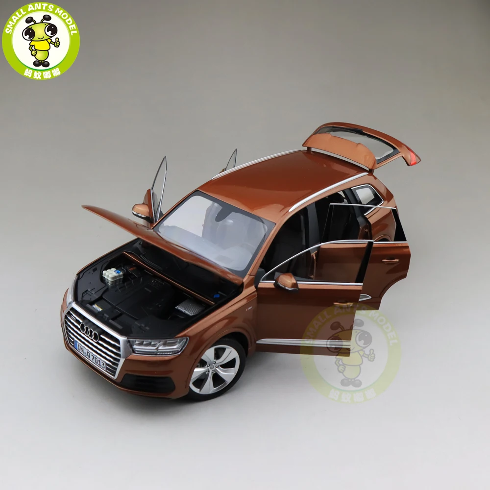 1/18 минишампы Audi Q7 Почти настоящий литой металлический Автомобиль SUV модель игрушки День рождения девочки мальчика подарок коричневый