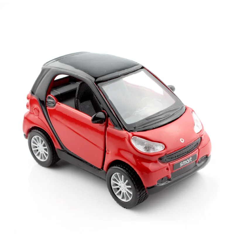 1:32 Масштаб smart fortwo kid литье под давлением авто мотор оттяните назад миниатюрный металлический модели гоночных автомобилей прочные игровые подарки для мальчиков Игрушки - Цвет: smart fortwo