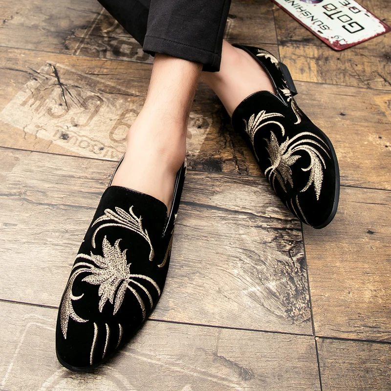 

Men suede leather casual shoes outdoor Men party wedding Loafers moccasins slip on Men's Flats Summer Breathable Flats shoes L5