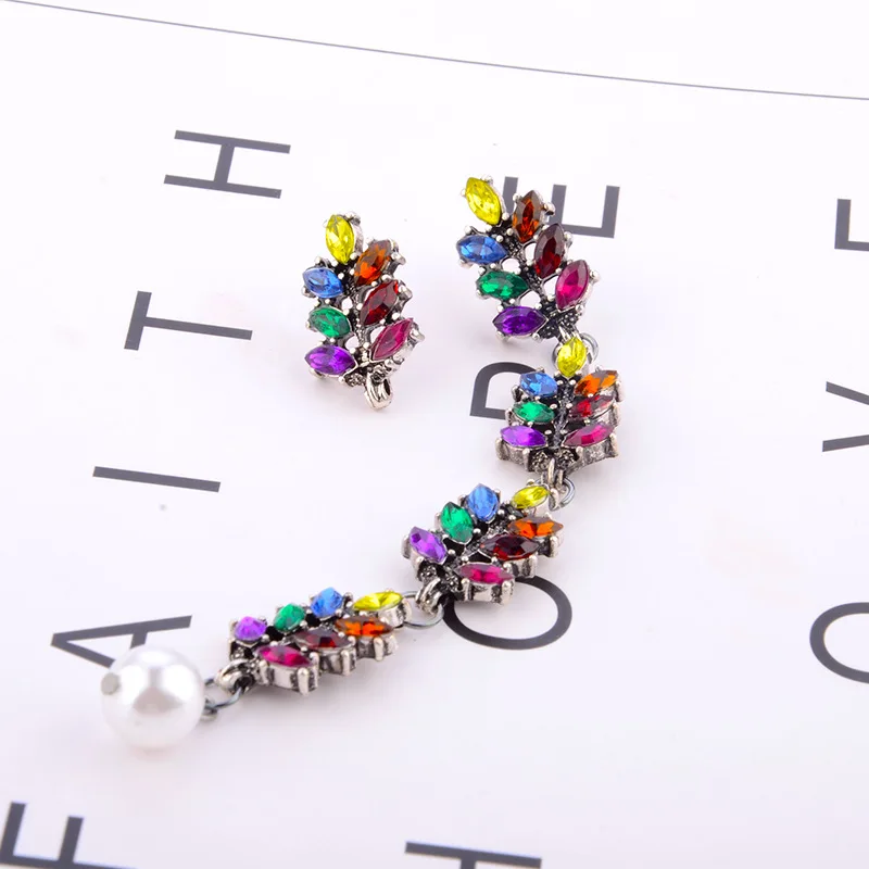 Новые модные Для женщин асимметрия листьев Длинные Висячие серьги красочные