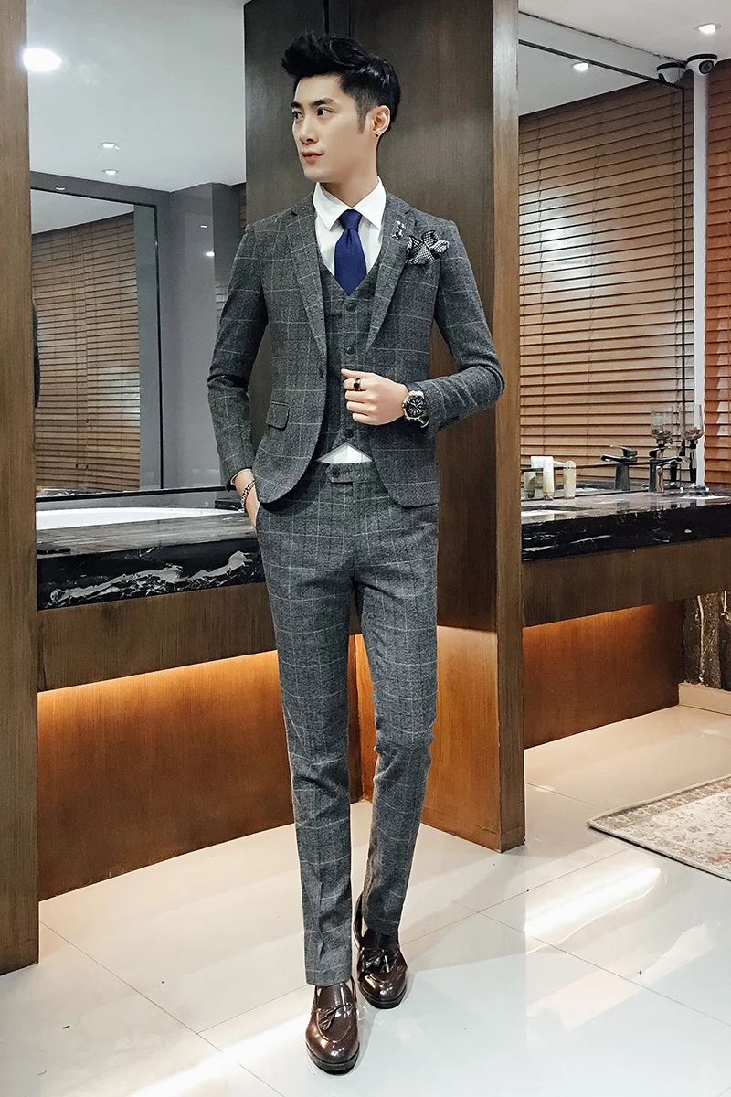 

Blazer Jackets+Pants+Vest Good Quality Men's Gray Plaid Suits Wedding Formal Wear Dress Suits Business Casual Suits