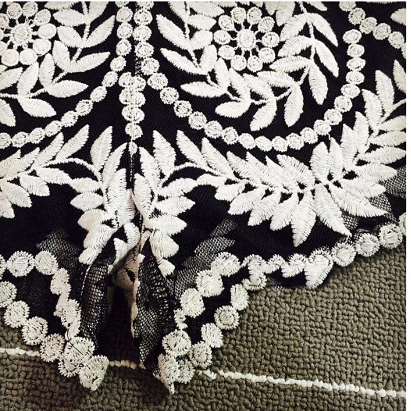 Летние женские короткие брюки модные сексуальные кружевные обтягивающие шорты с