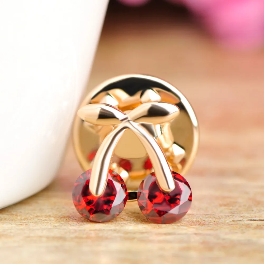 Маленькая брошь в виде фруктов Красного циркона вишни букет Хрустальный