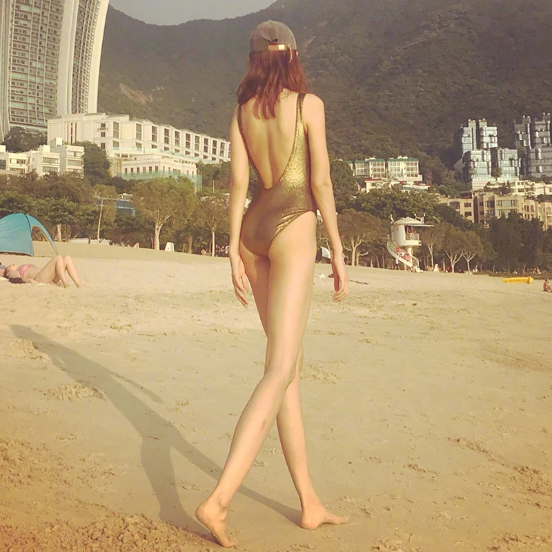Новый бренд Sum. Женский сексуальный Золотой слитный купальник популярный