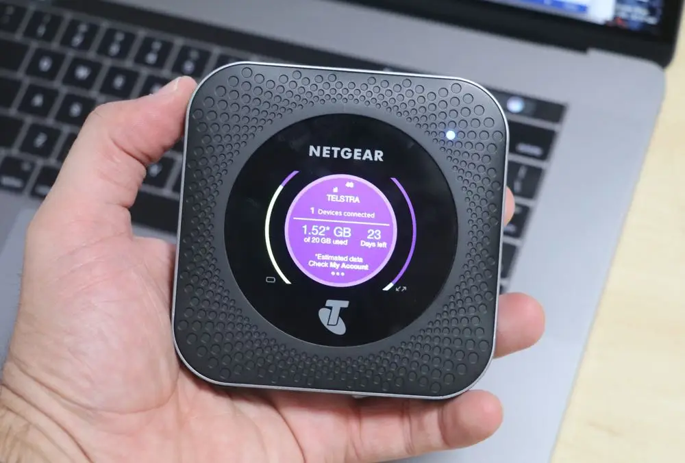 Telstra Netgear Nighthawk M1 черный цвет|nighthawk| |
