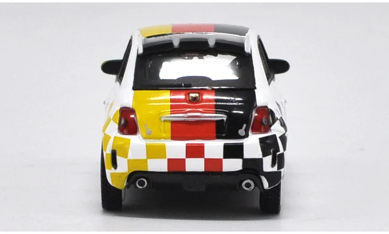 4 цвета 1:43 Fiat Abarth 500 гоночный игрушечный автомобиль игрушки для детей литая модель автомобиля подарок на день рождения