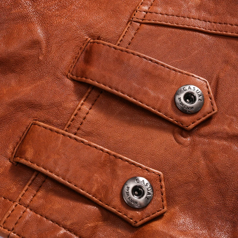 Кожаная мужская байкерская куртка с вышивкой облегающая повседневная из