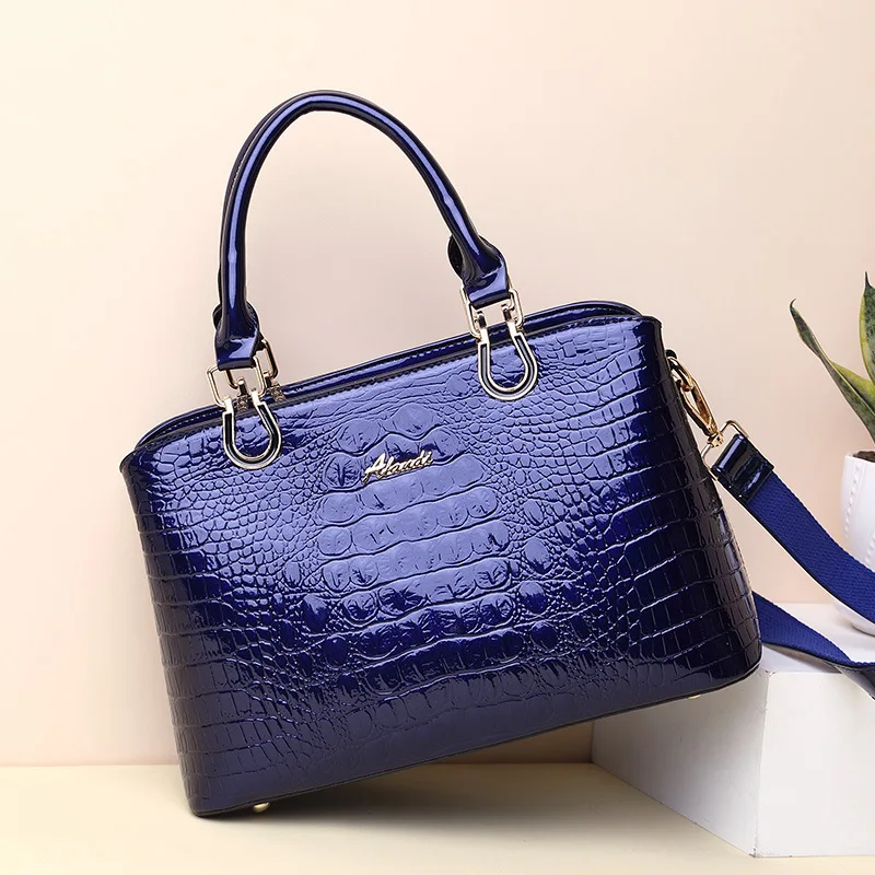 

New Fashion Alligator Women Handbags European Design Patent Leather Ladies Shoulder Bags Female Shell Brand Luxury Crossbody Bag